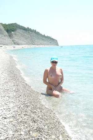 Lena Not Shy to Show Her Naked Body — photo 27