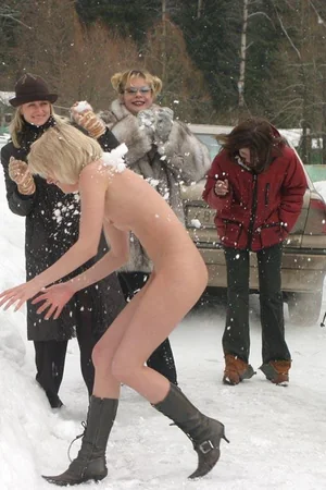 Shameless Blonde — photo 21