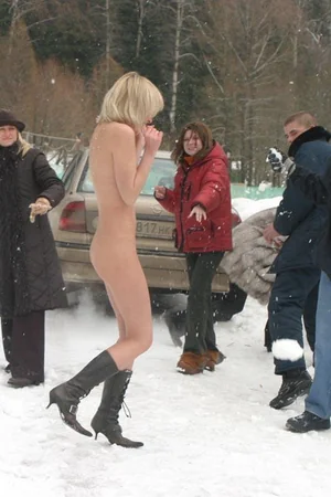 Shameless Blonde — photo 25