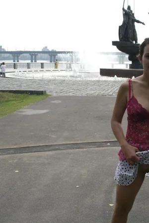 Russian Woman Flashing and Group Sex — photo 10