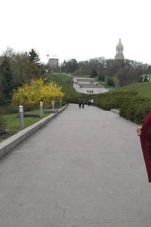 Russian Woman Flashing and Group Sex — photo 24
