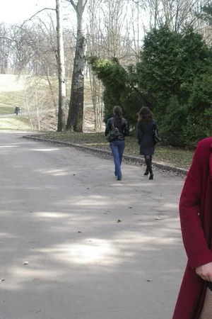 Russian Woman Flashing and Group Sex — photo 27