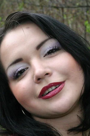Round-Faced Brunette Shows Her Tits — photo 29