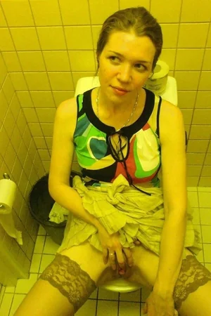 Russian Wife's Intimate Photo Collection — photo 31