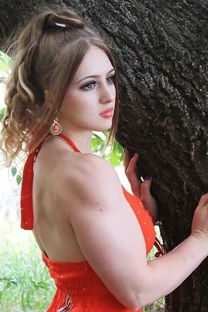 Muscular Russian Girl Julia Vins — photo 10