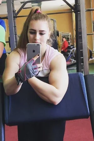 Muscular Russian Girl Julia Vins — photo 25