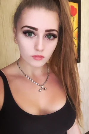 Muscular Russian Girl Julia Vins — photo 31