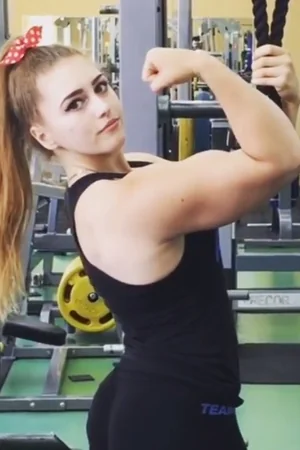 Muscular Russian Girl Julia Vins — photo 7