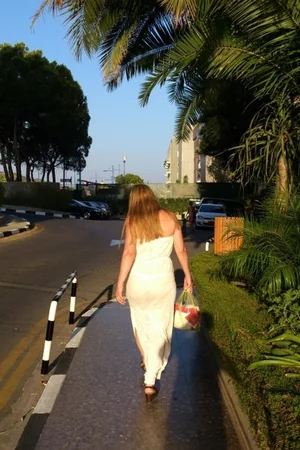 Nudes of a Woman in Her Forties — photo 33
