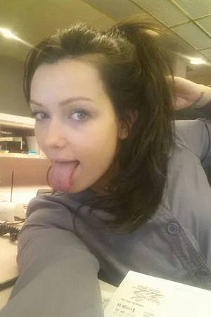 Beautiful Jewish Girl Anya — photo 31