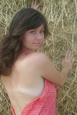 Naked Girl By The Hayloft — photo 10