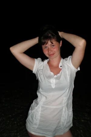 Naked Girl By The Hayloft — photo 13