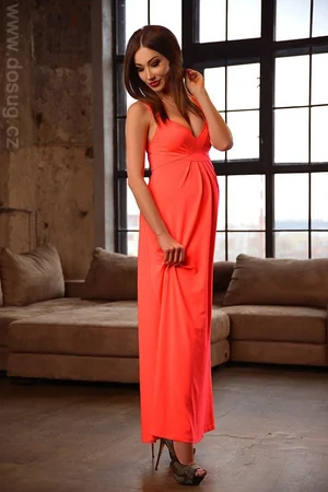 Pregnant Escort Elena — photo 10
