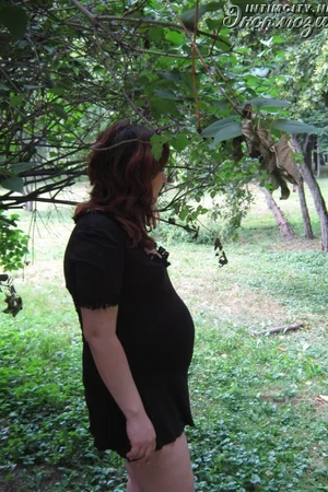 Pregnant Sluts — photo 8