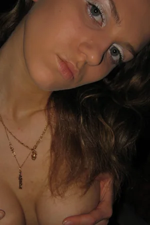 Modest Brunette Reveals Her Tits — photo 40