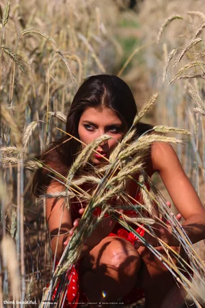 Beautiful Model Valentina — photo 16