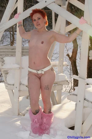 Cold-Proof Russian Girls — photo 19