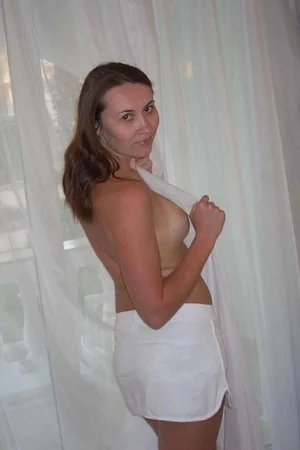 Wife on Vacation, Getting Wild — photo 26