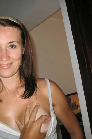 Wife on Vacation, Getting Wild — photo 6