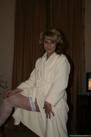 Blonde's Active Sex Life — photo 41