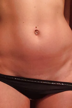 Divorced Woman's Intimate Pics — photo 8