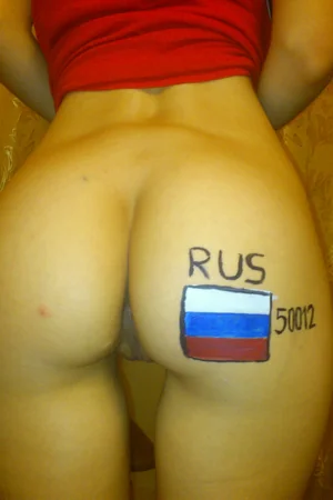 Russian Girl Masturbating — photo 43