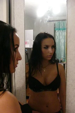Lonely College Girls — photo 29