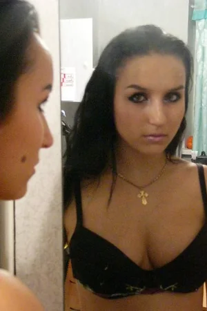 Lonely College Girls — photo 30
