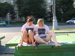 Русские девушки не скрывают своих чувств на публике - фото #8