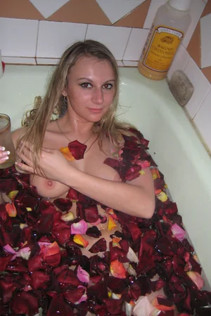 Pretty Veronika — photo 19
