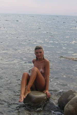 Enjoys Stripping Outdoors — photo 12