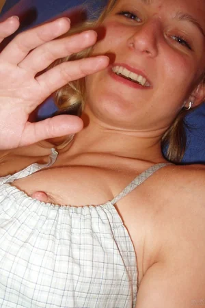 Blonde With Decent Boobs — photo 37