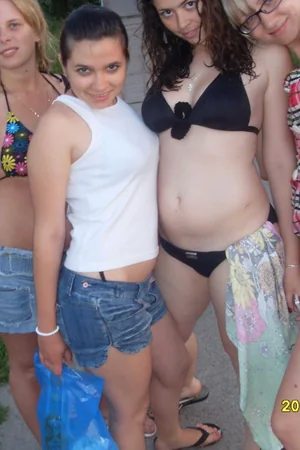 Drunk Babes Outdoors — photo 1