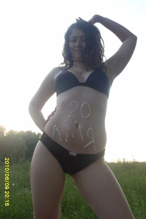 Drunk Babes Outdoors — photo 20