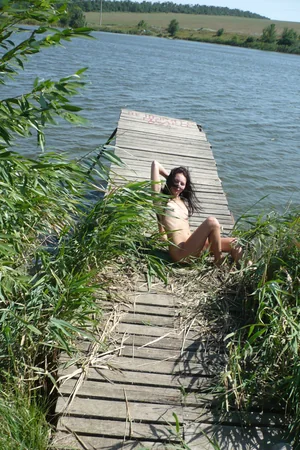 Drunk Babes Outdoors — photo 32