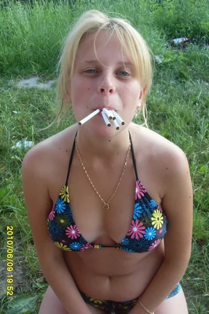 Drunk Babes Outdoors — photo 39