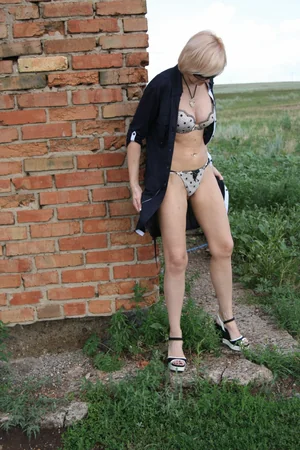 Sexy Shameless MILF — photo 8