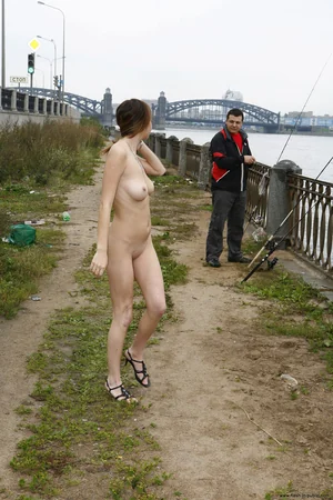 Uninhibited Skinny Nudist — photo 1