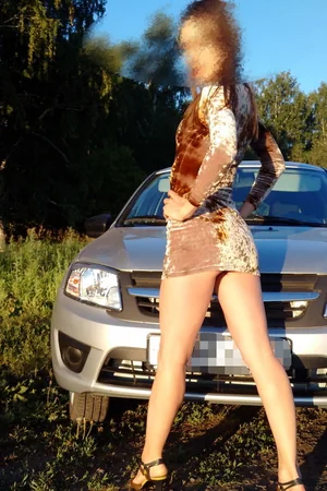 Ukrainian babe going commando around town in a short dress — photo 23