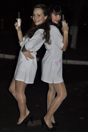 Gorgeous Russian Nurses Pose for Photos — photo 10