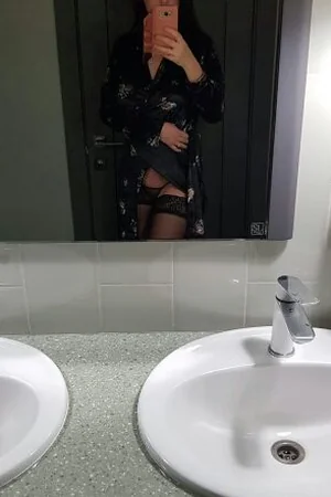 Brunette With Juicy Tits Strips Before Mirror After Shower — photo 9