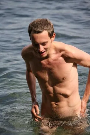 Nudist Couple Flashes Hard Dick and Saggy Tits on Beach — photo 39