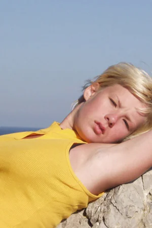 Busty Blonde Reveals Body on Mountain Vacation — photo 3