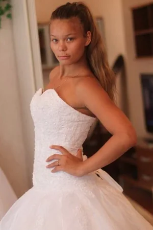 Cute Bride Tries on Gown, Sucks Cock — photo 8