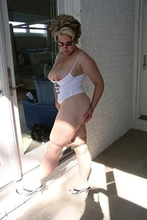 Mature Milf Poses in Strict Outfit and Nude — photo 88