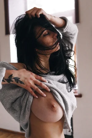 Russian Model with Beautiful Tits — photo 27