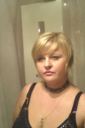 Chubby Wife's Big Tits — photo 4