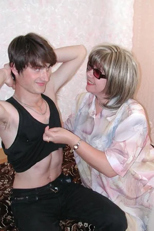 Young Guy Skillfully Fucks Mature Divorcée — photo 8