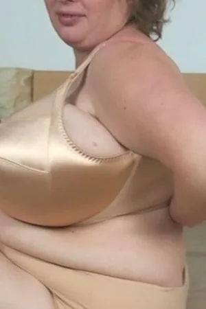 Huge Boobs On Russian Mature Woman — photo 25