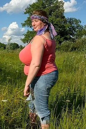 Huge Boobs On Russian Mature Woman — photo 35